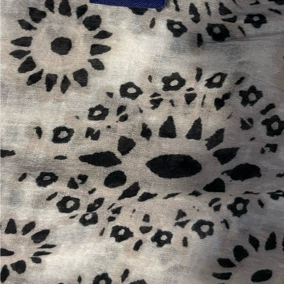 Hatattack Neutral Diamonds Printed Sarong - Picture 5 of 5